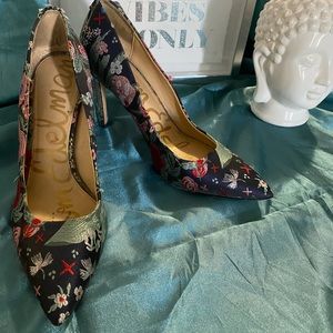 Sam Edelman fabric pumps